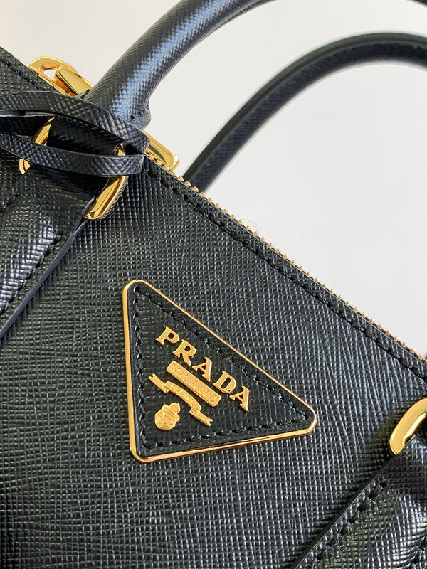 Oz - Fei Bags - 1082