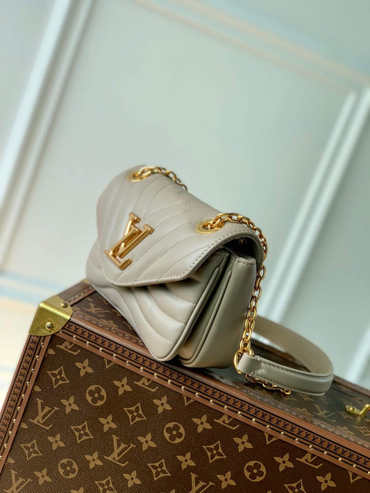 M20838 New Wave grey 21cm COWHIDE REAL LEATHER