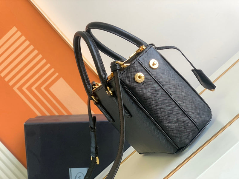 Oz - Fei Bags - 1082