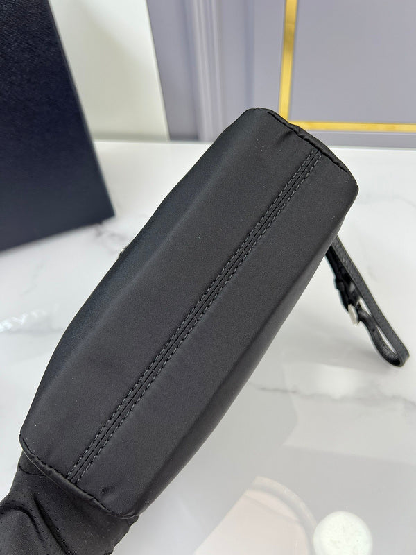 Oz - Fei Bags - 091