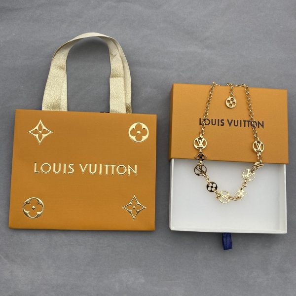 Combo New Arrival LV Necklaces 113
