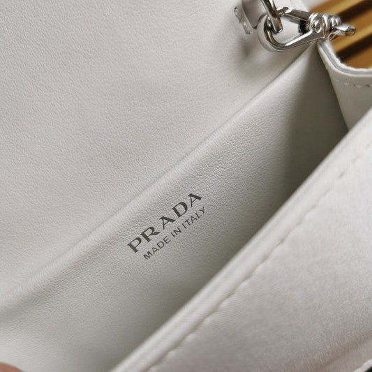 Oz - Fei Bags - 1300