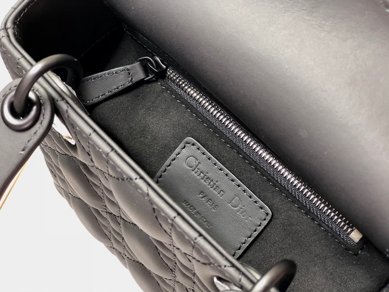 OZ - Dir Bags - 722