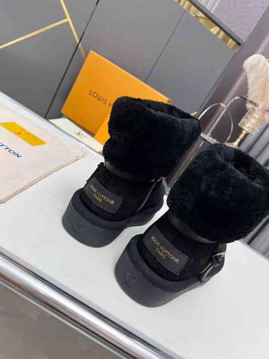 LV ASPEN PLATFORM ANKLE BOOT BLACK 1AC78O