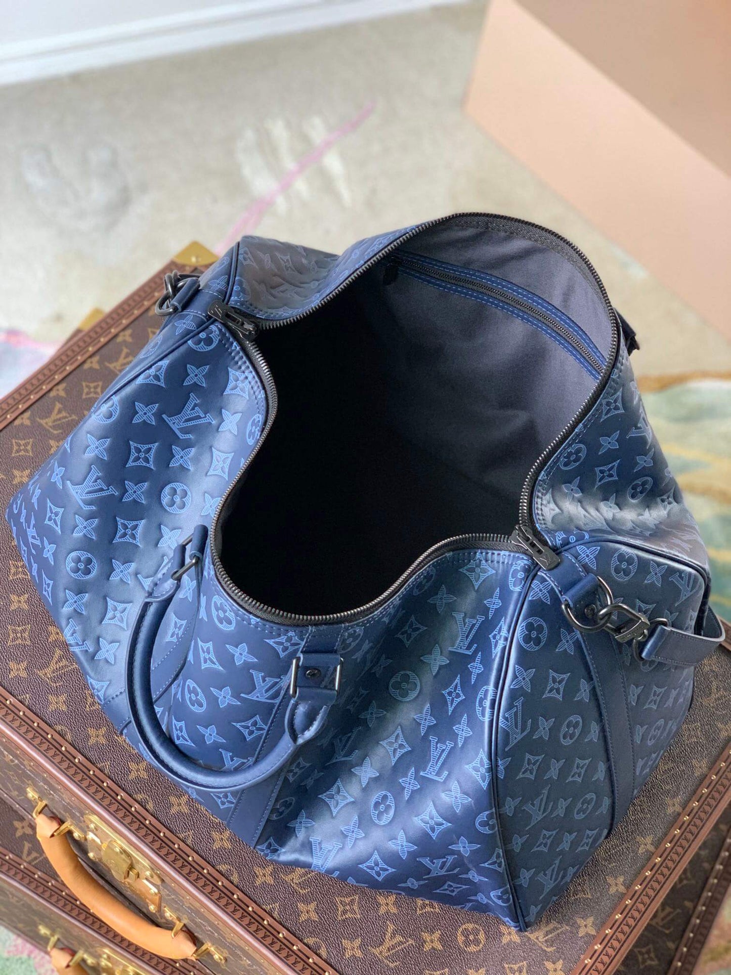 M45731 KEEPALL BANDOULIÈRE 50 Monogram Shadow blue