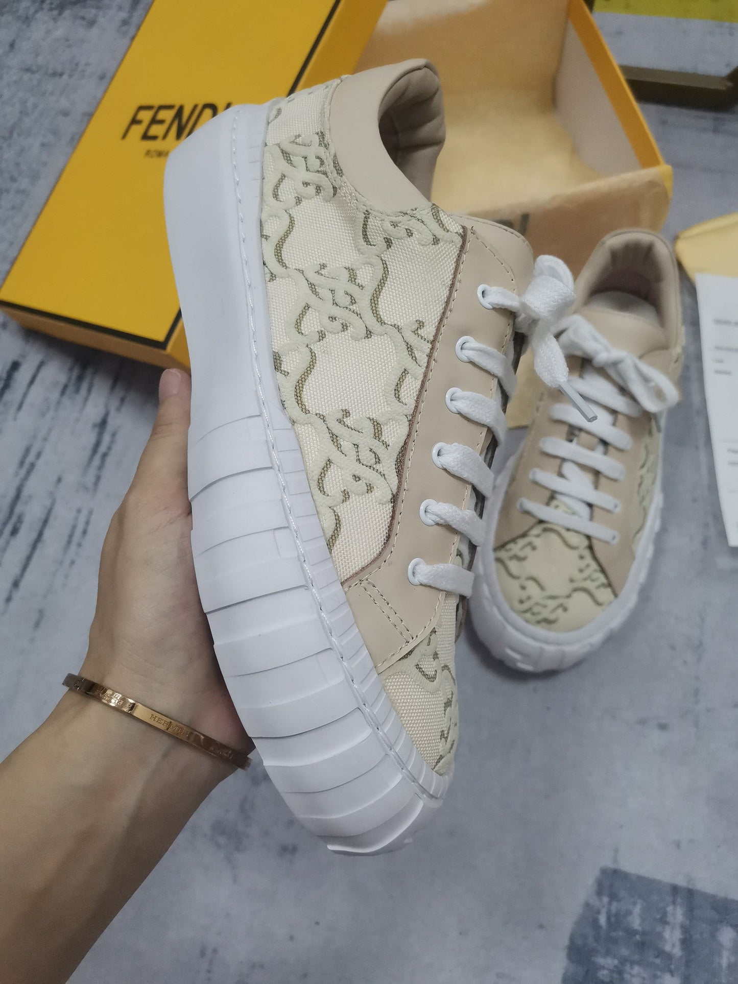 Luxury Shoes - FED - 632