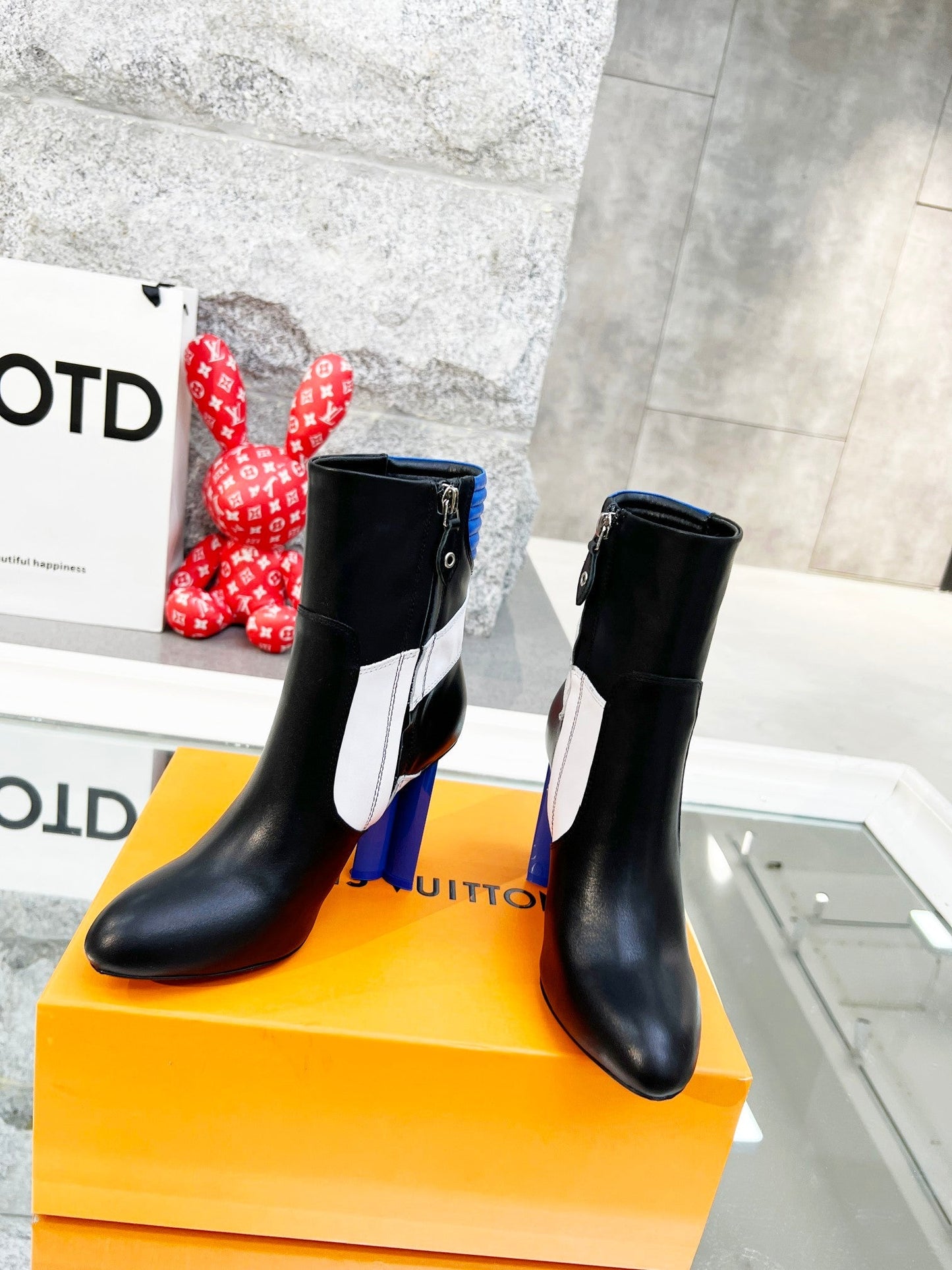 Luxury Shoes - LU-V - 508