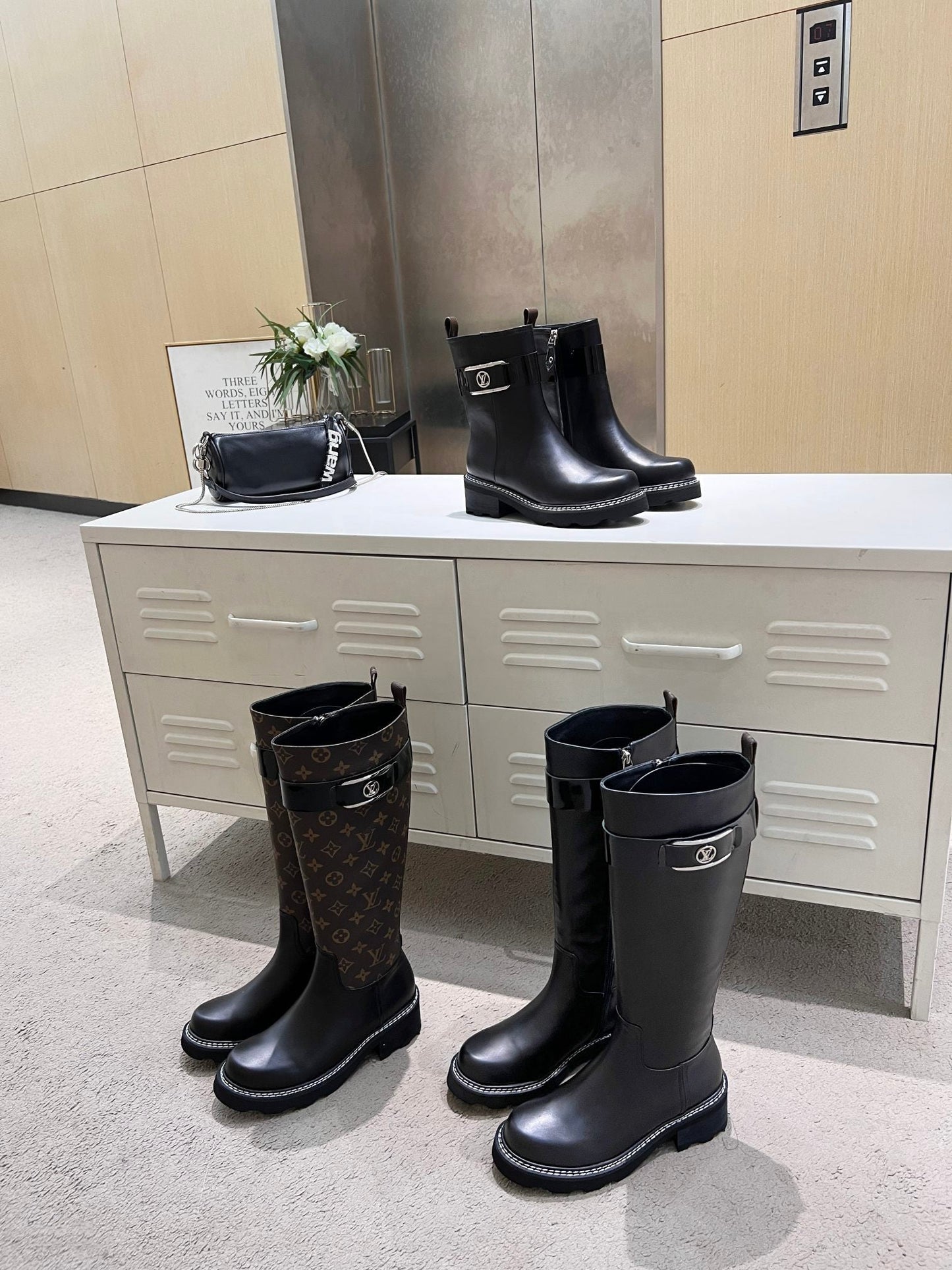 Luxury Shoes - LU-V - 1069