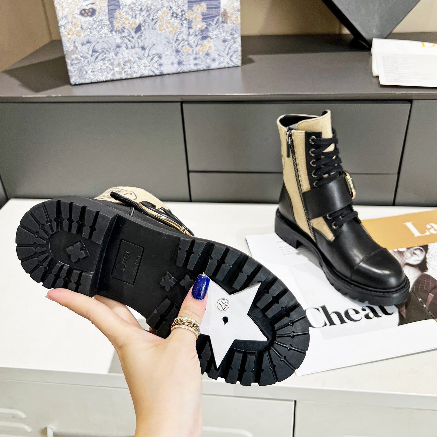 Luxury Shoes - DIR - 802