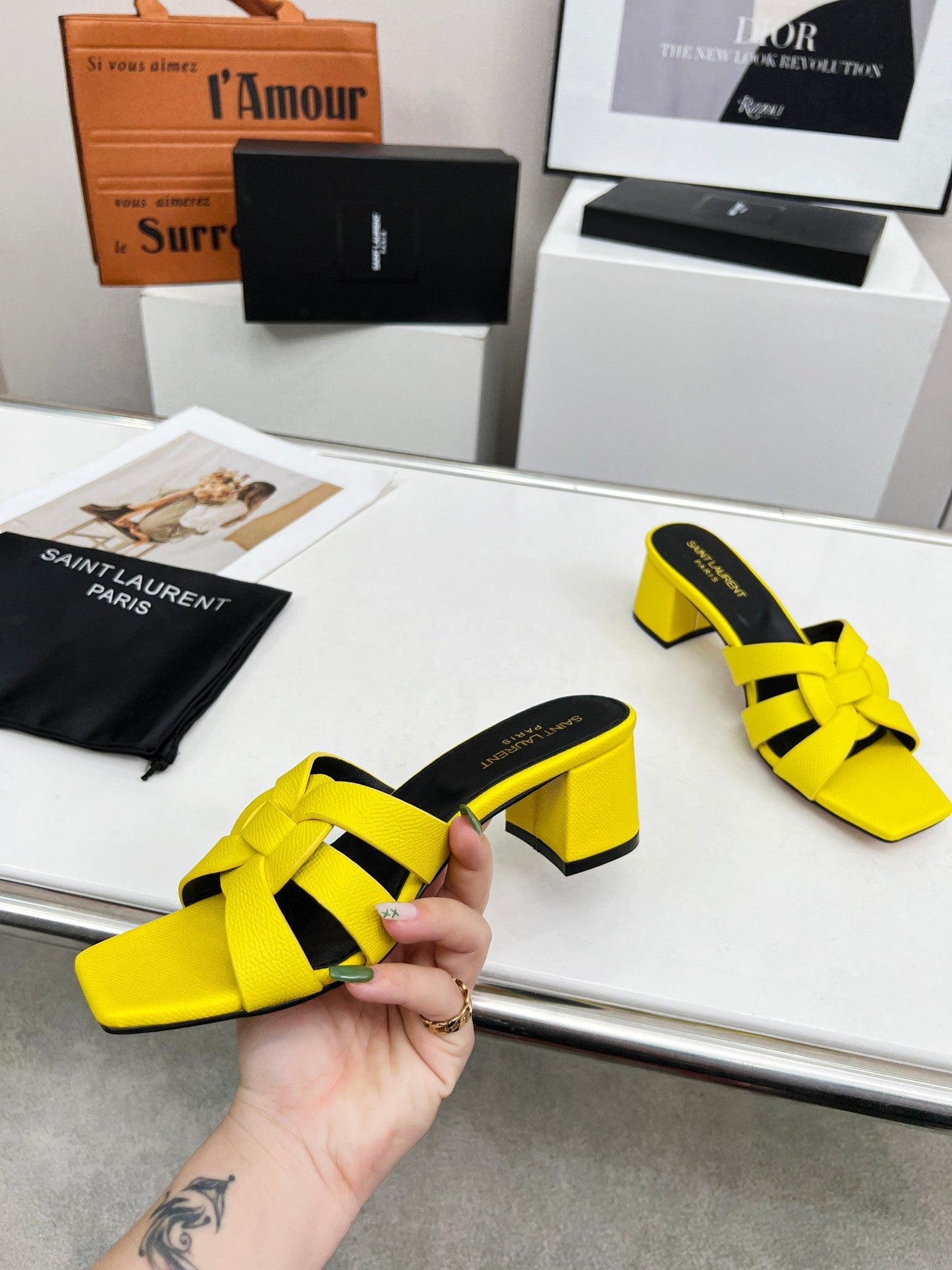 Luxury Shoes Sandals - SL - 225