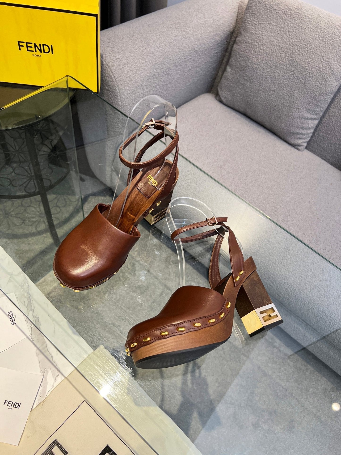 Luxury Shoes - FED - 181