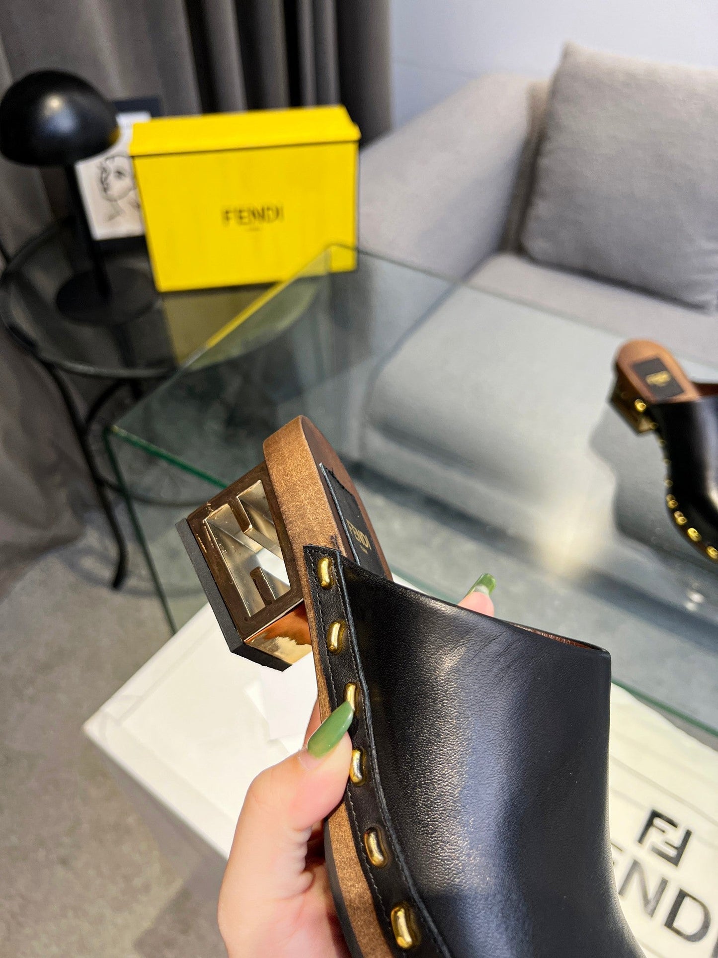 Luxury Shoes - FED - 176