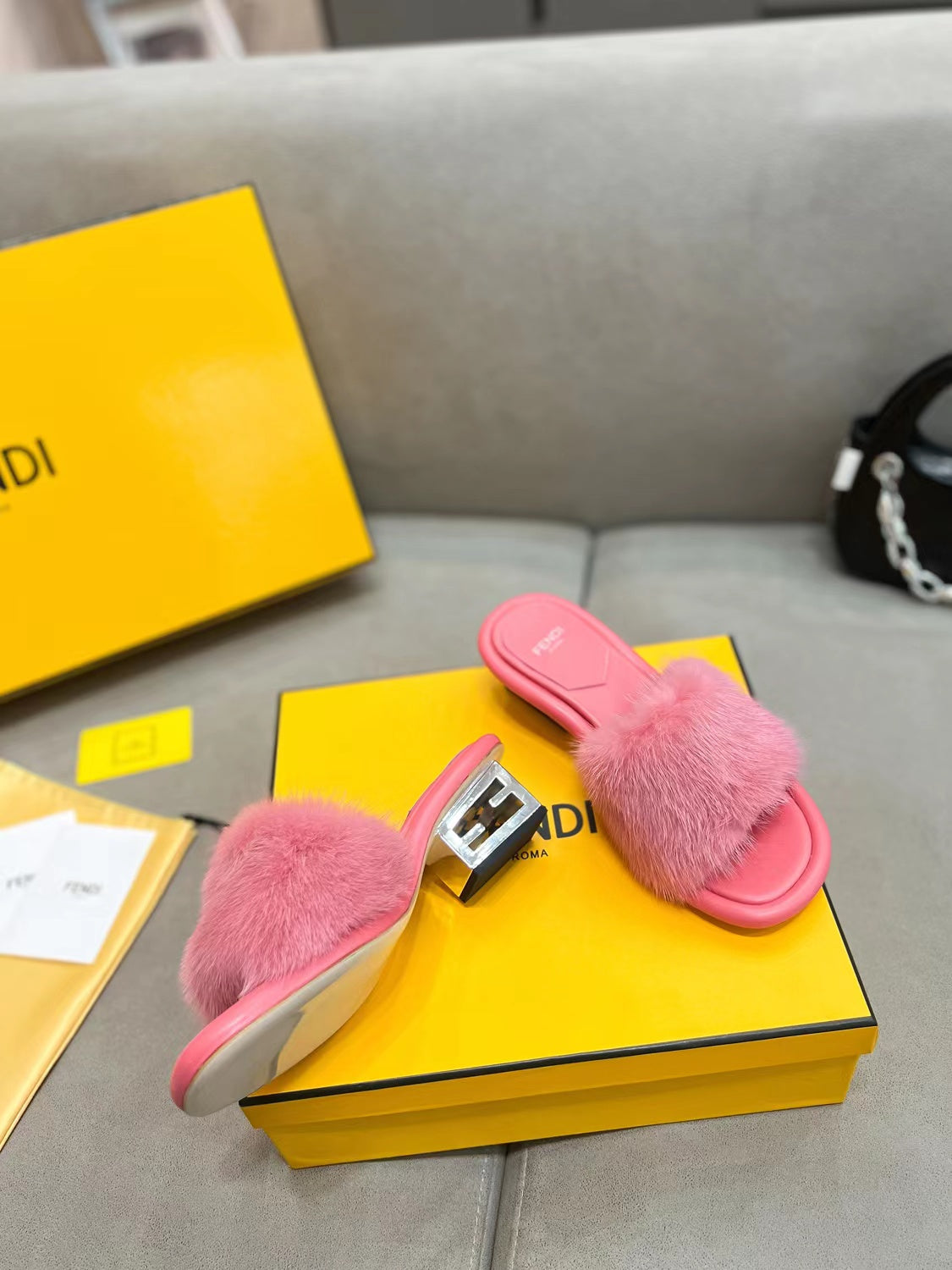 Luxury Shoes - FED - 142