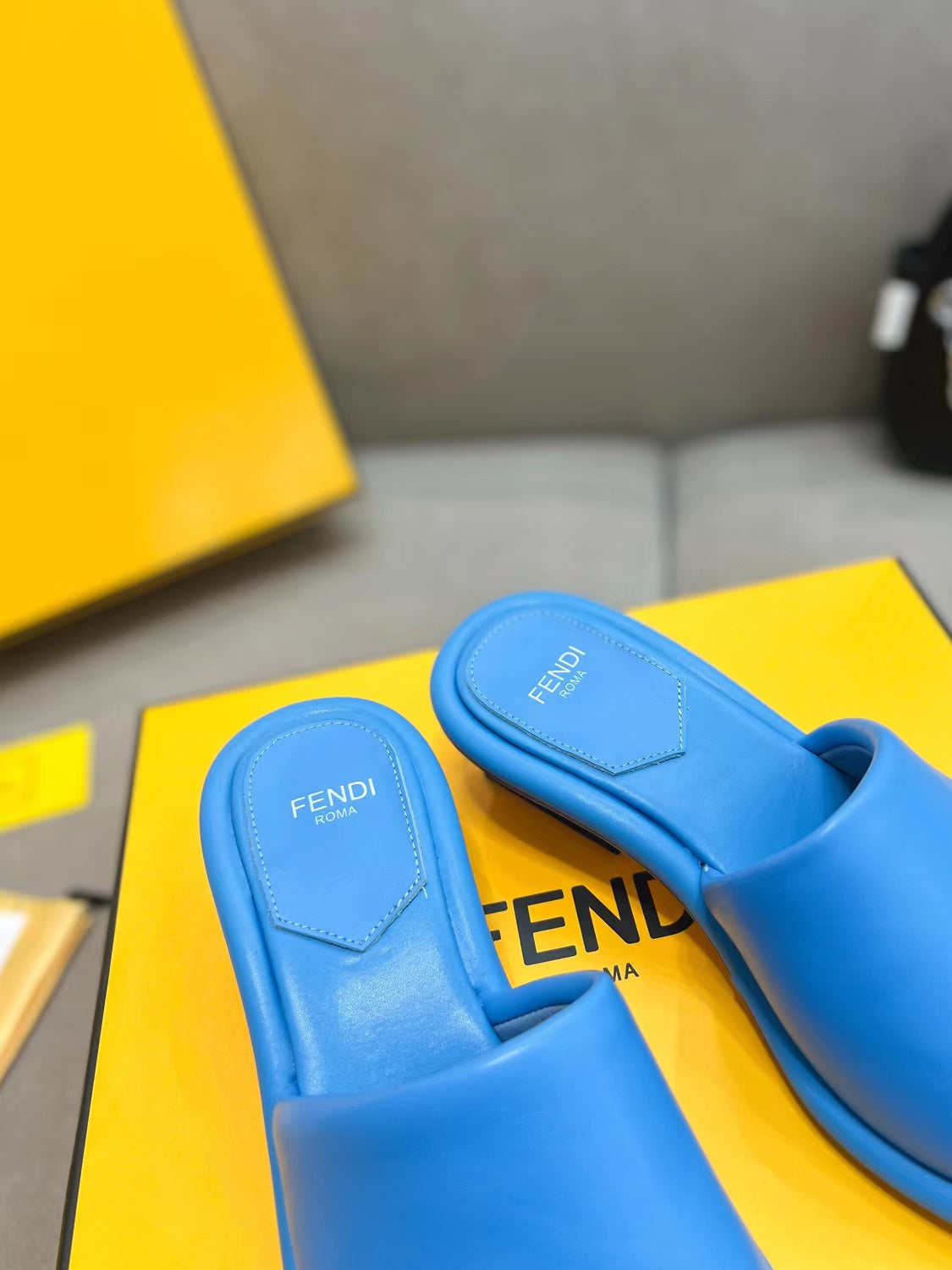 Luxury Shoes - FED - 152