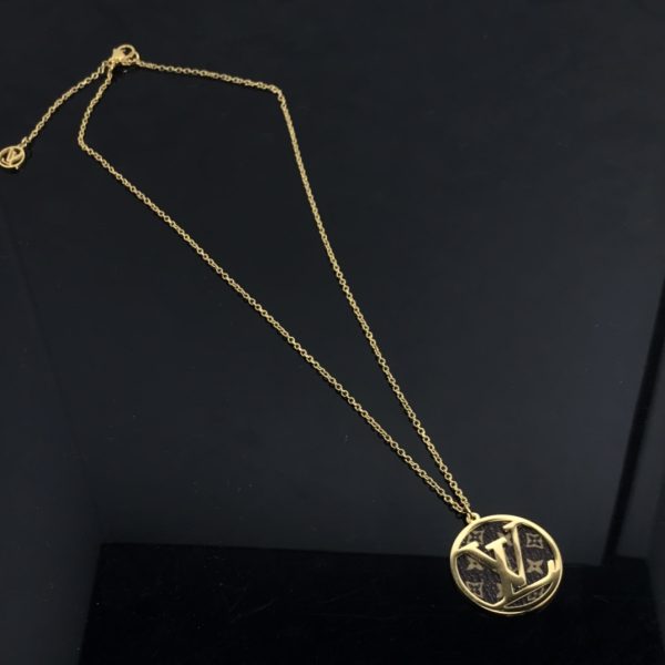 New Arrival LV Necklaces 085