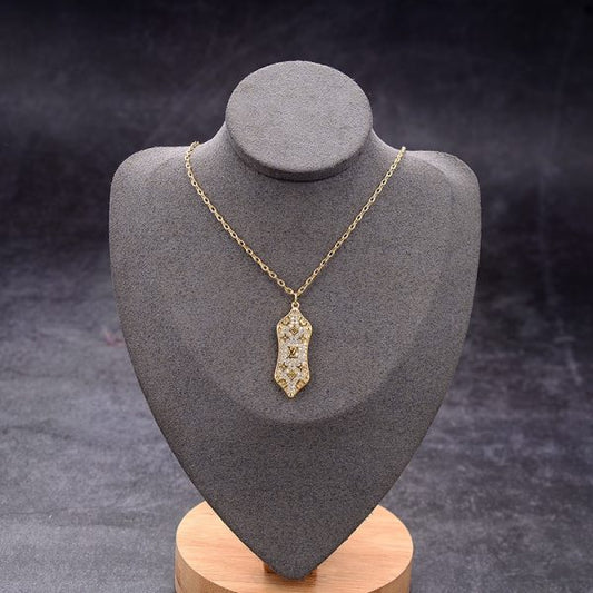 Combo New Arrival LV Necklaces 101