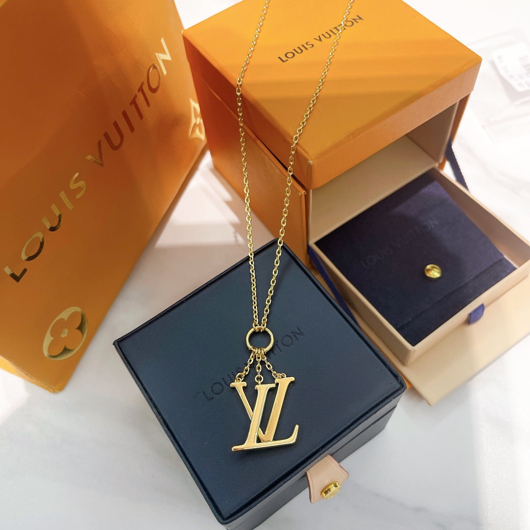 New Arrival LV Necklaces 058