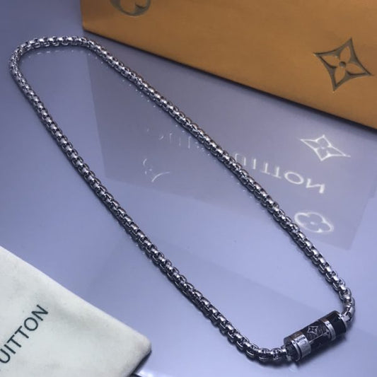 New Arrival LV Necklaces 003
