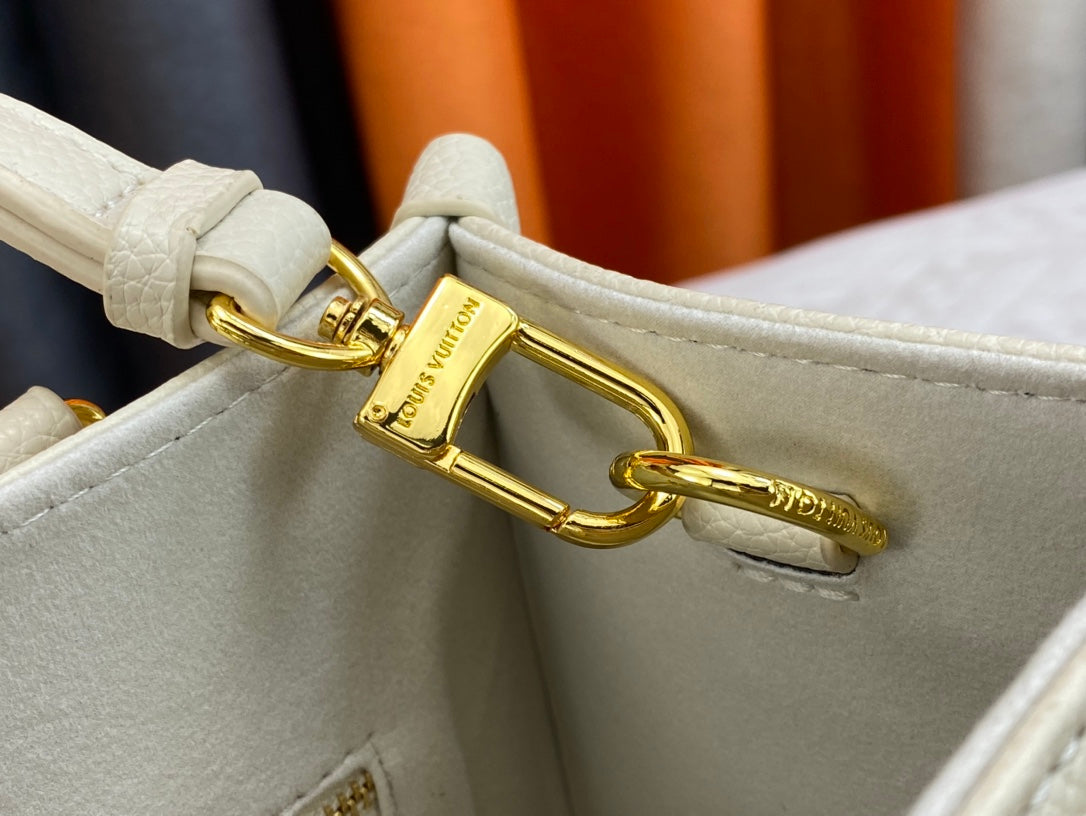 BL - High Quality Bags LUV 452