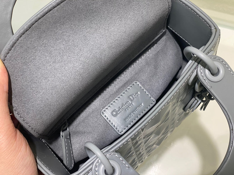 OZ - Dir Bags - 915