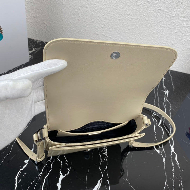 Oz - Fei Bags - 1550