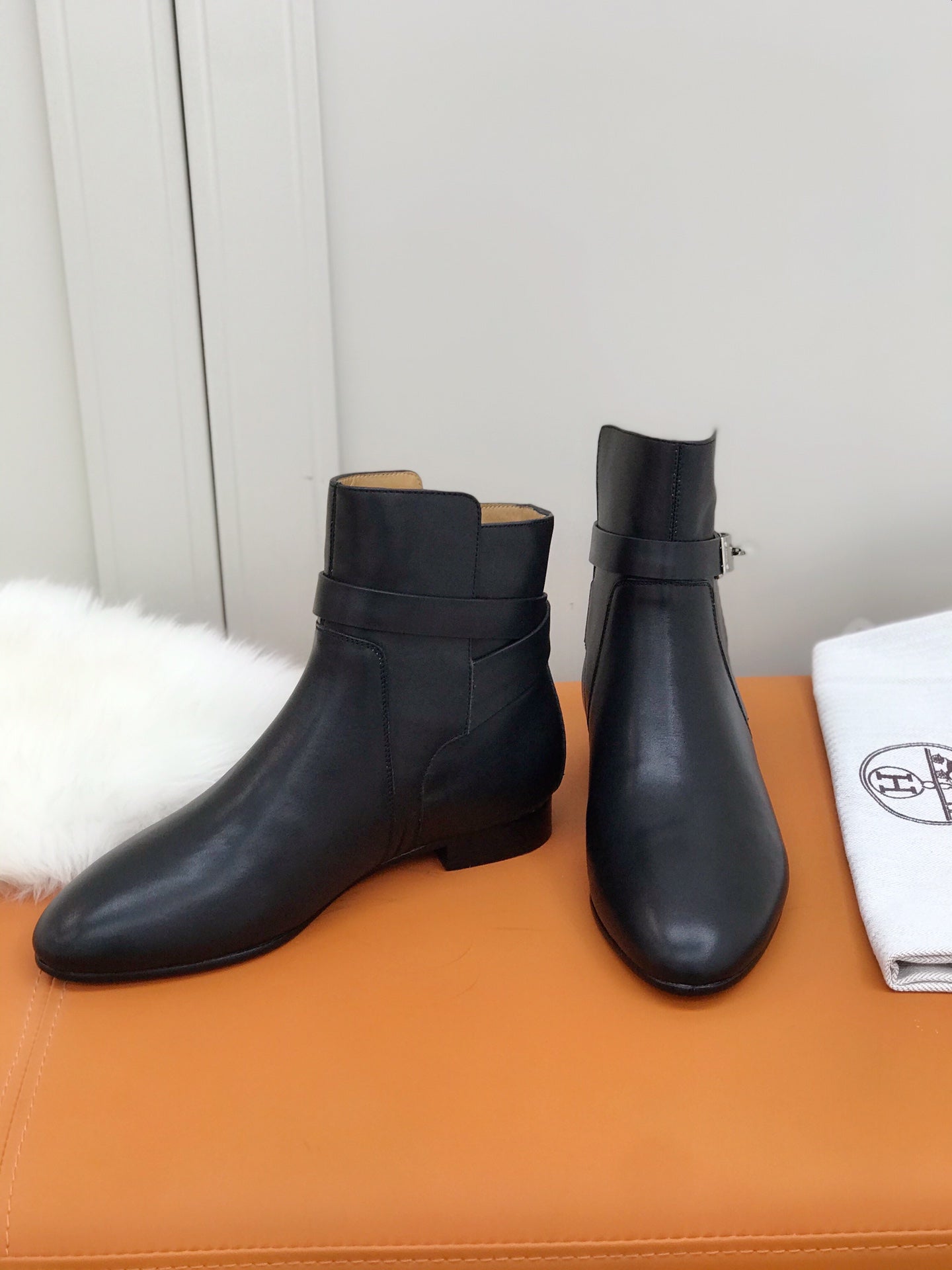 Luxury Shoes - HMS - 535