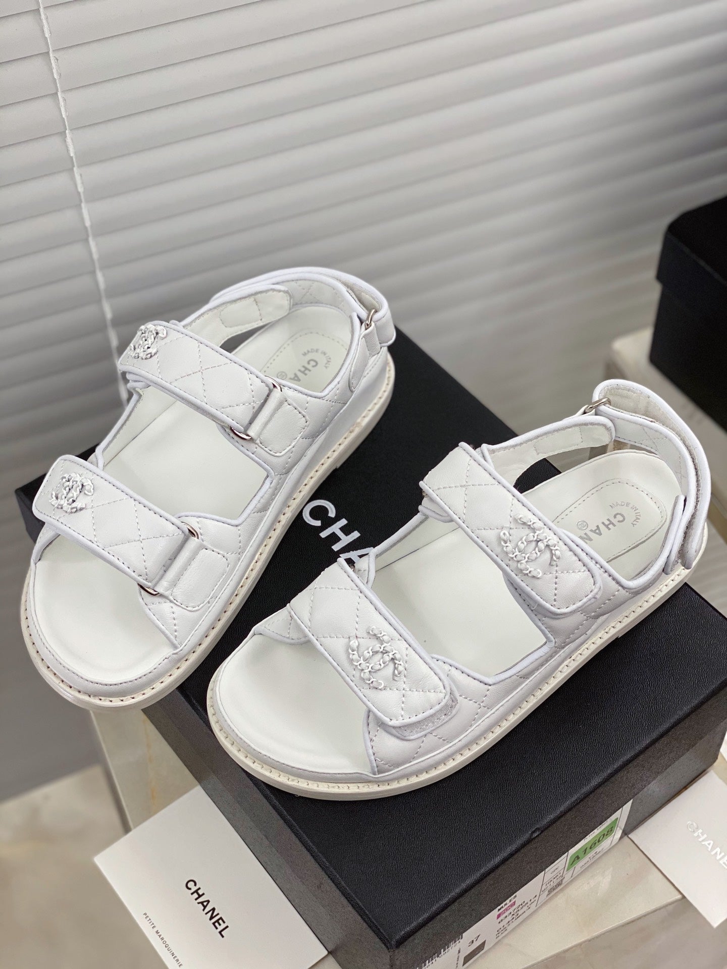 Luxury Shoes Sandals - CHL - 995