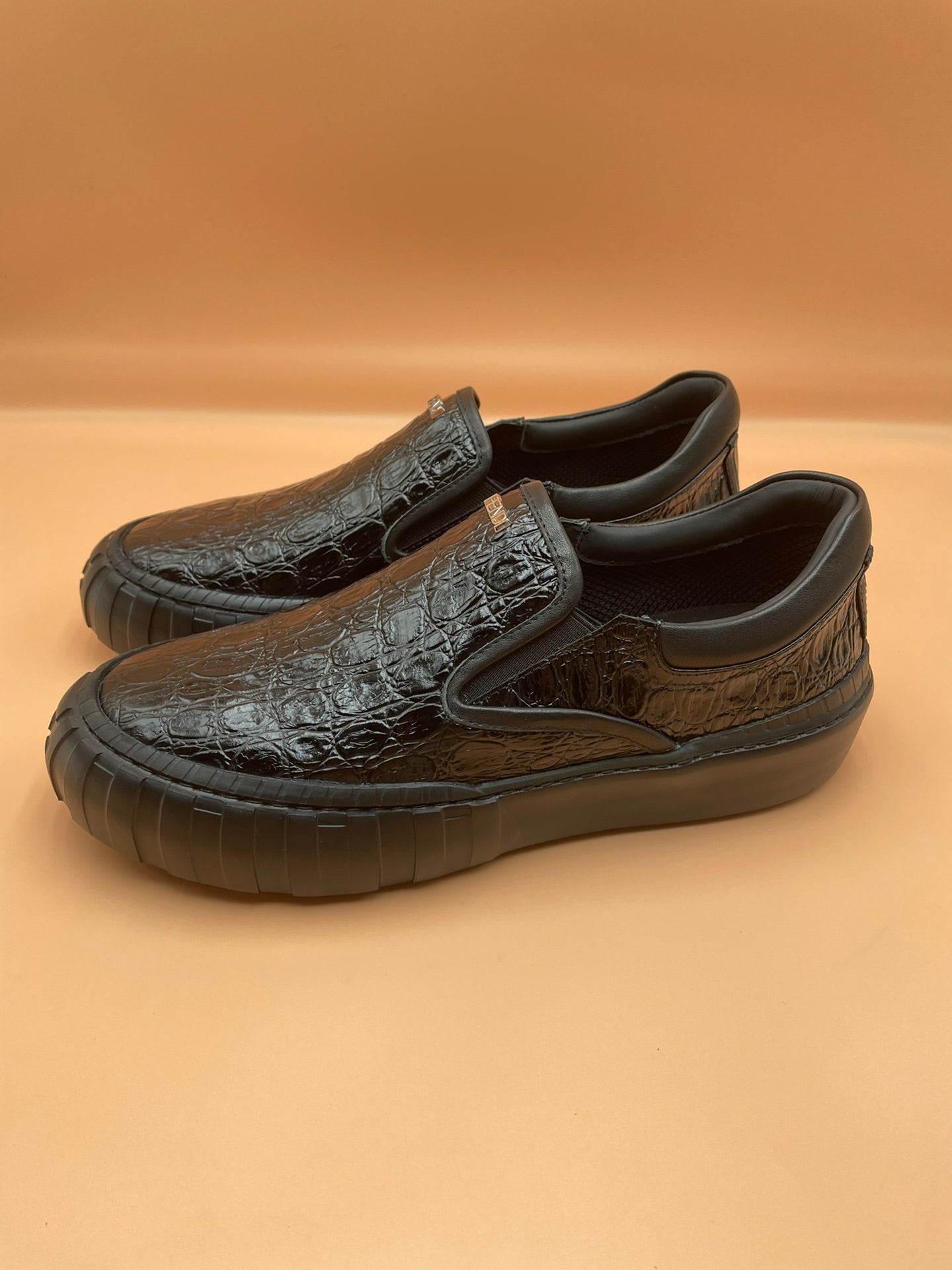 Luxury Shoes - FED - 640