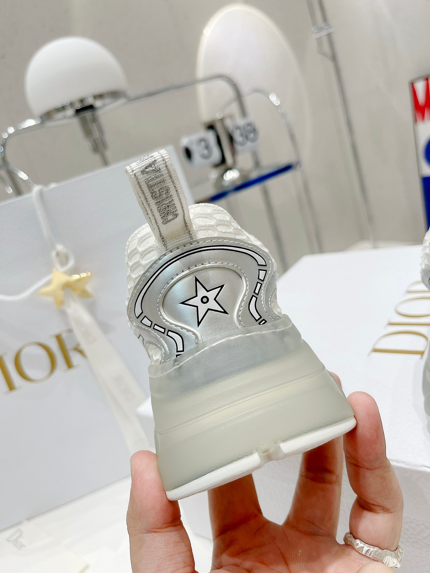 Luxury Shoes - DIR - 850