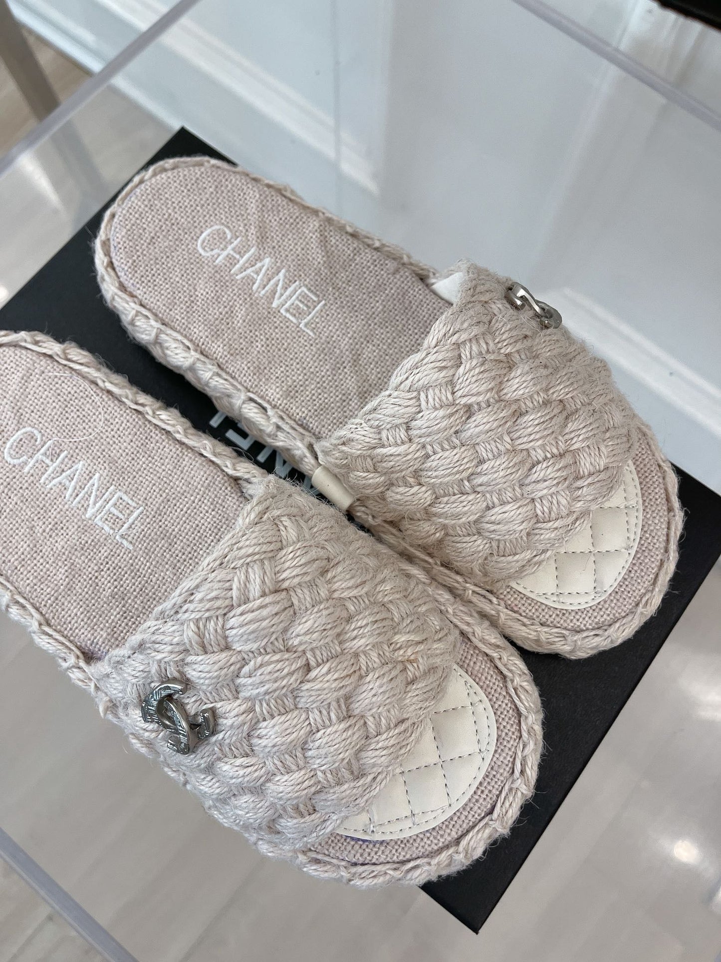 Luxury Shoes Sandals - CHL - 324