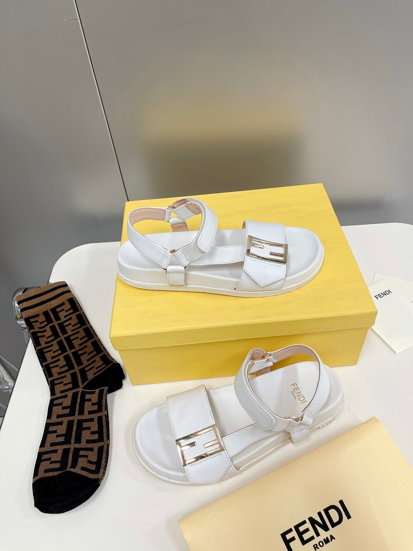 Luxury Shoes - FED - 659