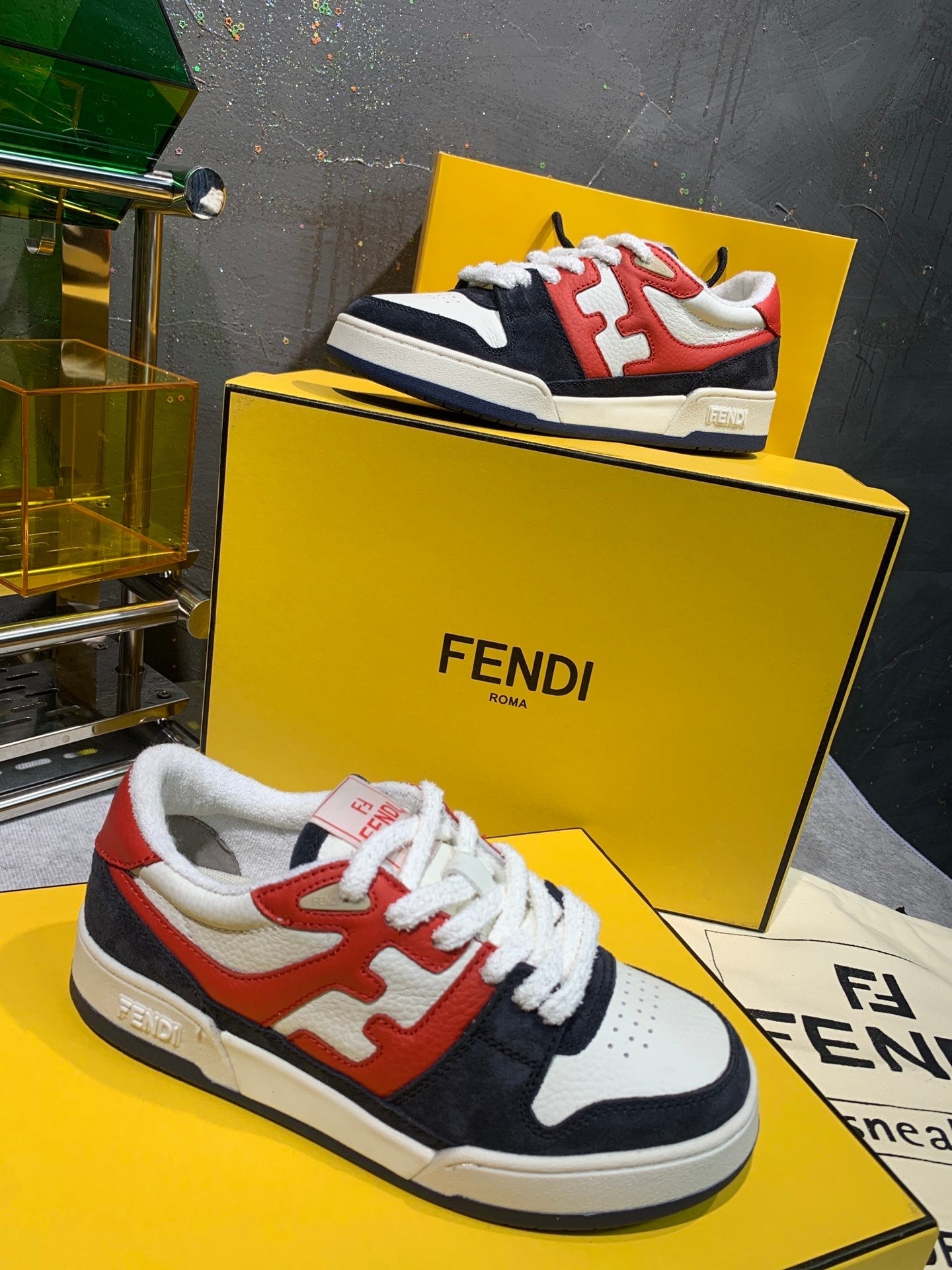 Luxury Shoes - FED - 600