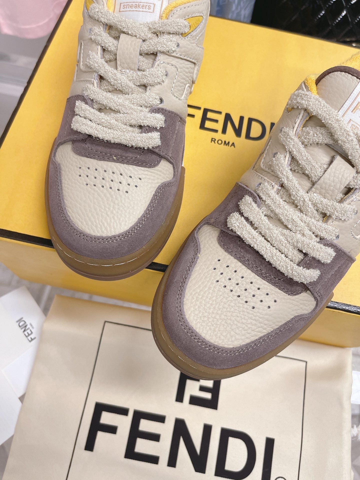 Luxury Shoes - FED - 577