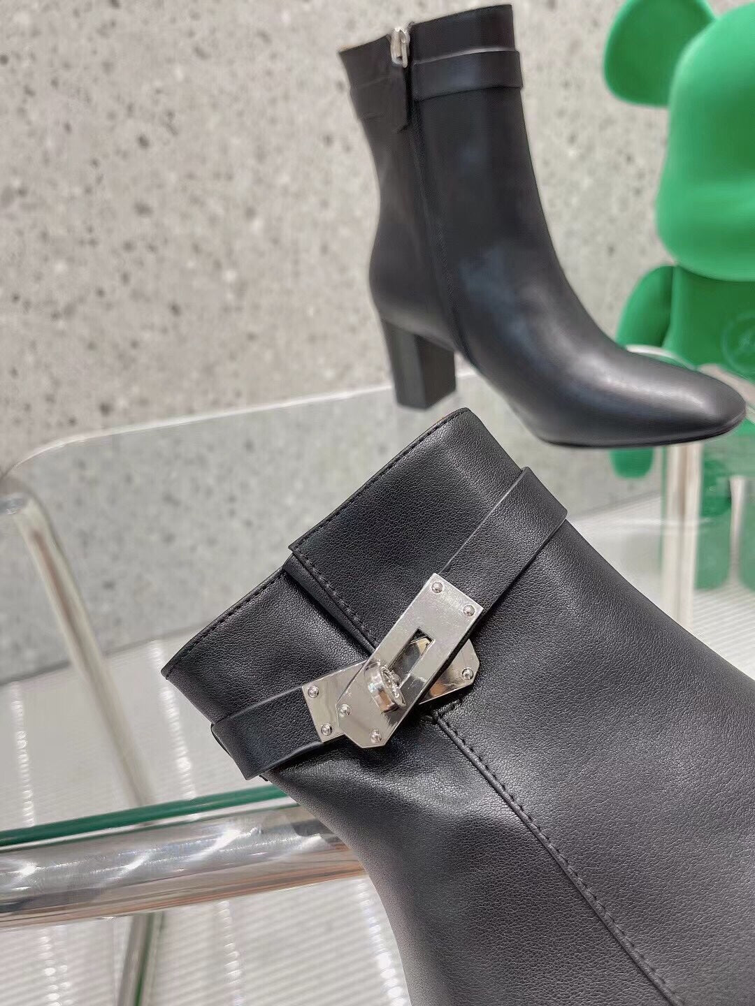 Luxury Shoes - HMS - 661