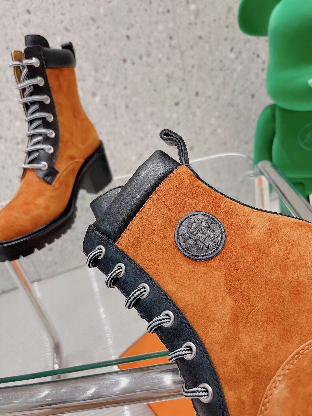 Luxury Shoes - HMS - 676