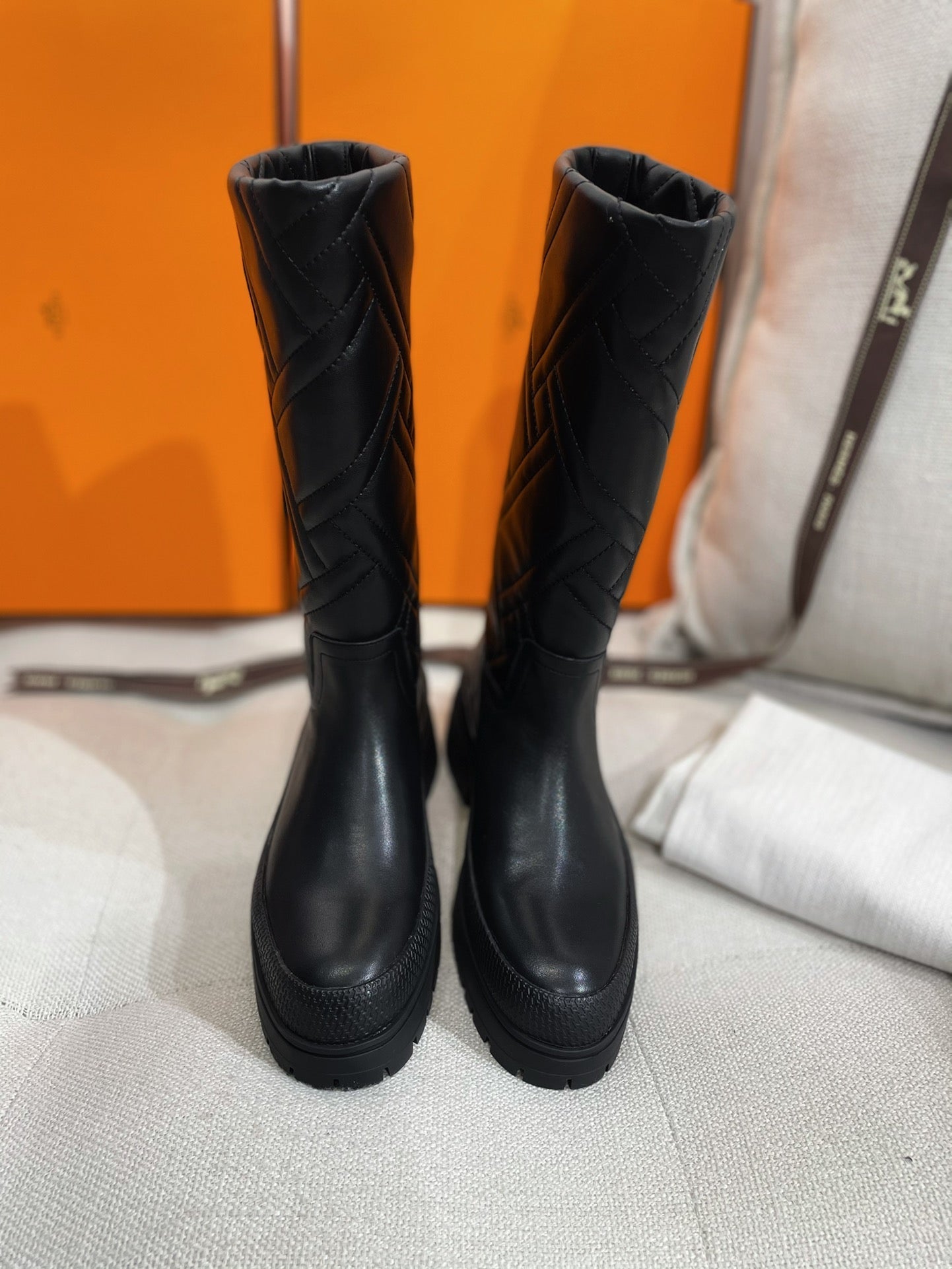 Luxury Shoes - HMS - 570