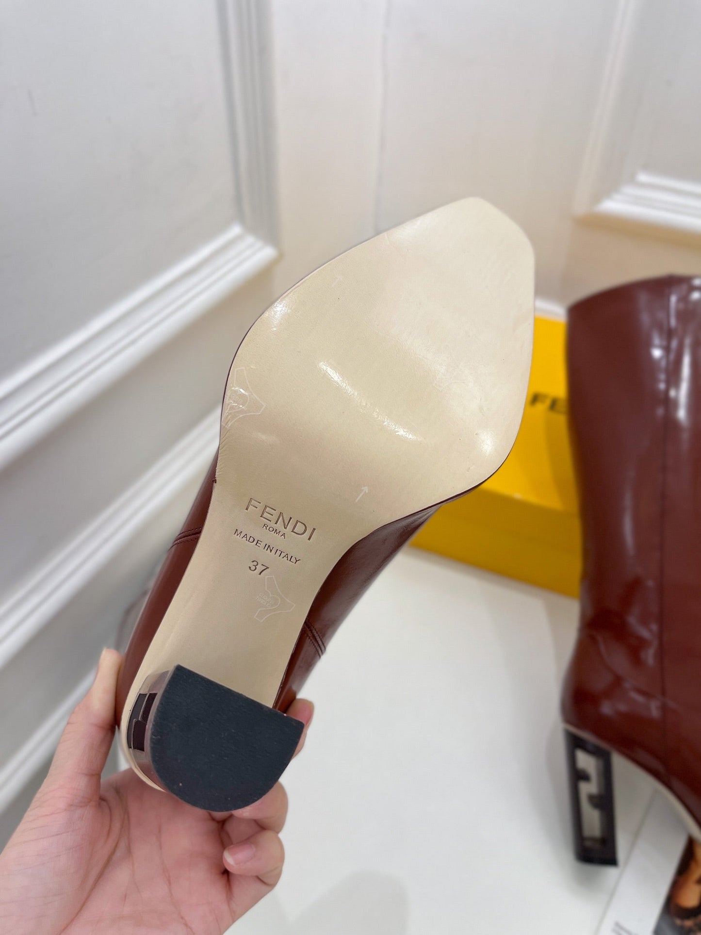 Luxury Shoes - FED - 344