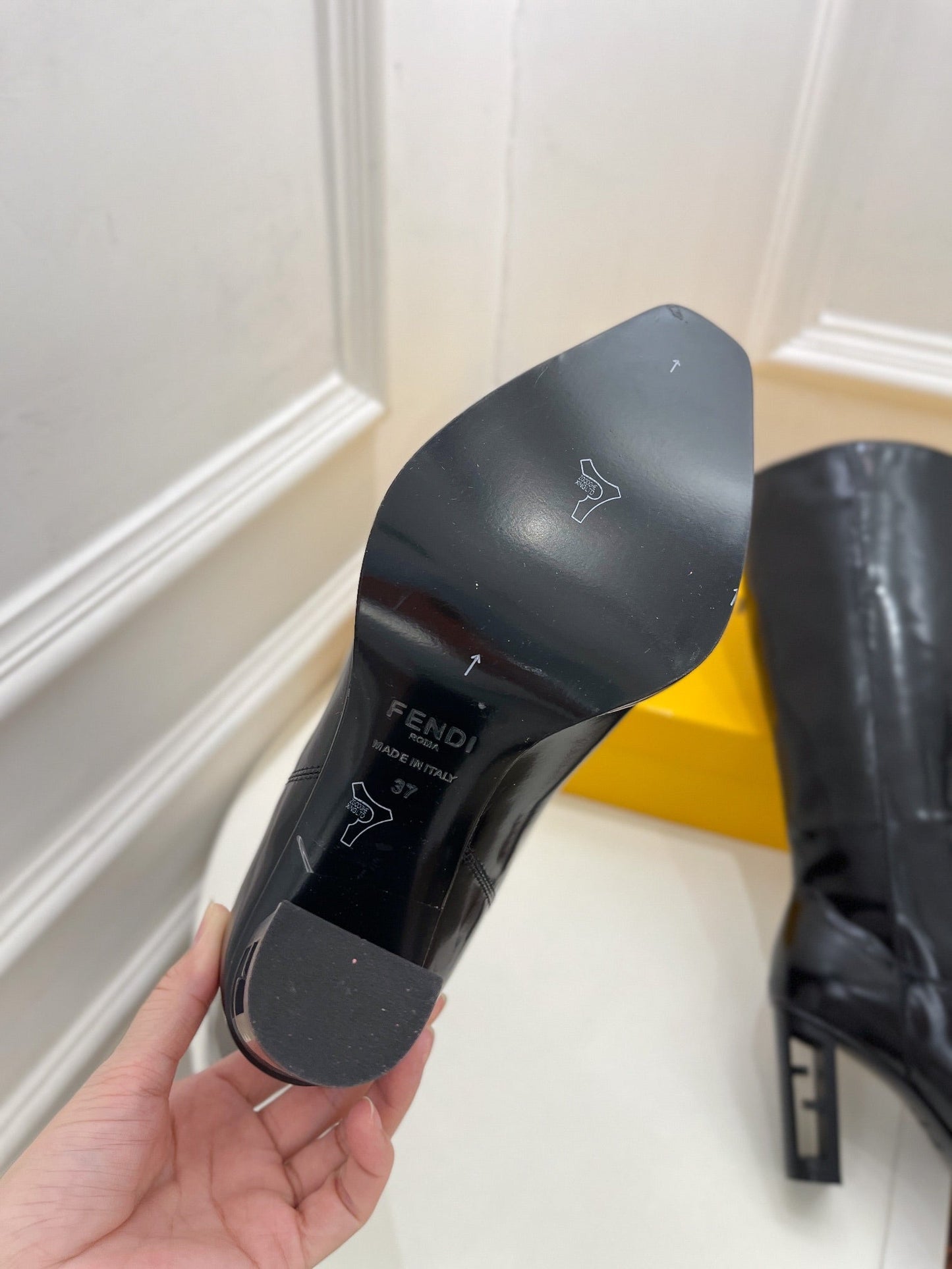 Luxury Shoes - FED - 345