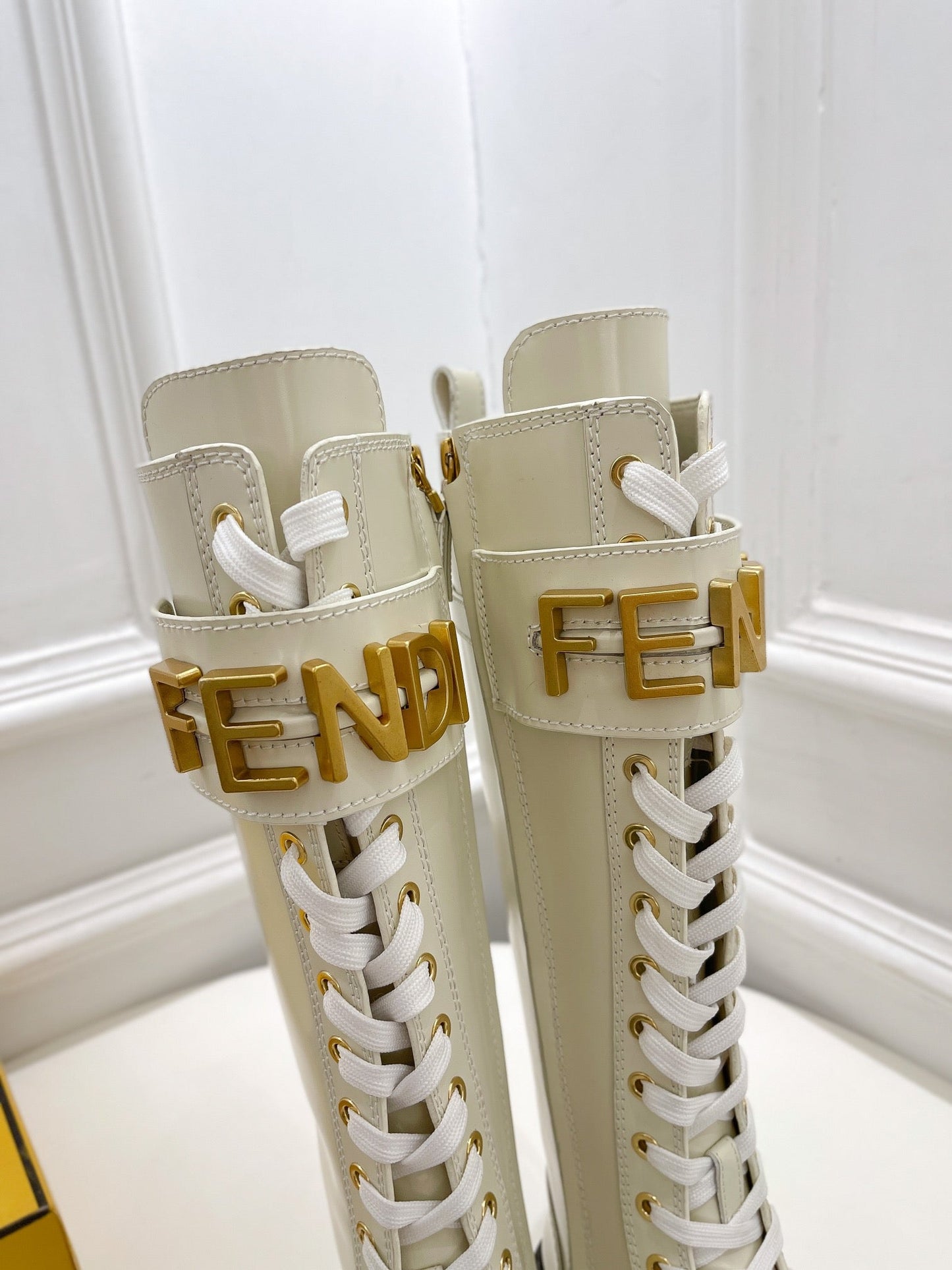 Luxury Shoes - FED - 319