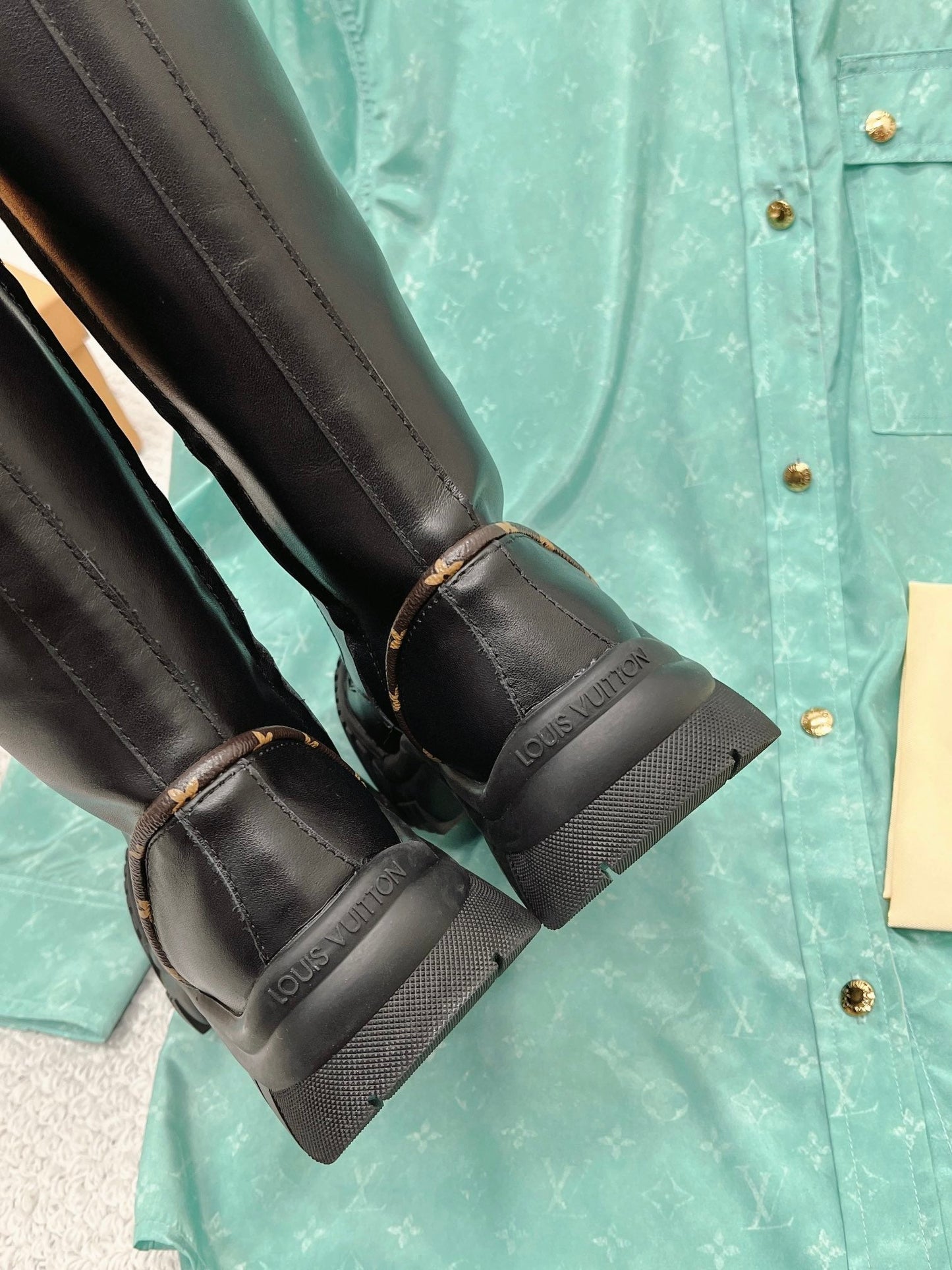 Luxury Shoes - LU-V - 482