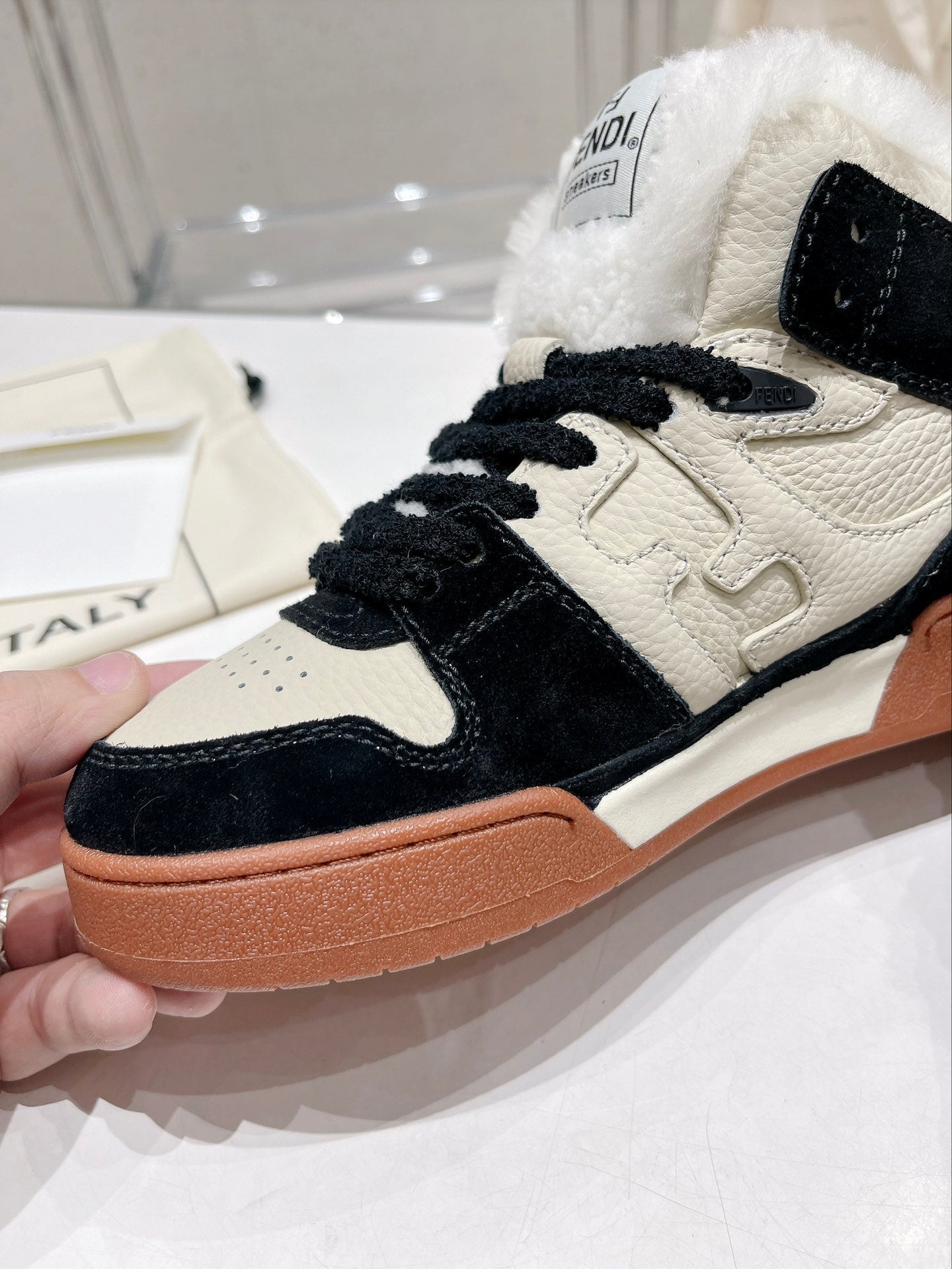 Luxury Shoes - FED - 259