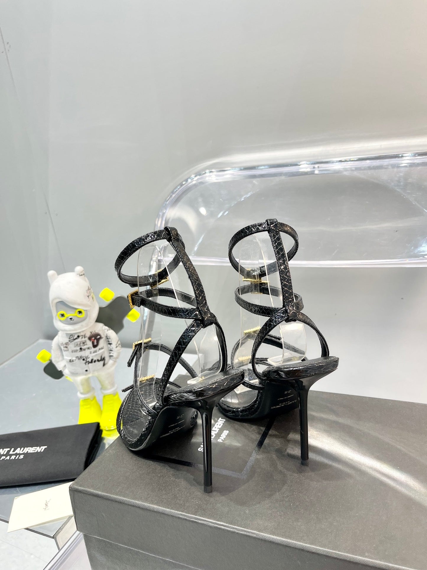 Luxury Shoes Sandals - SL - 355