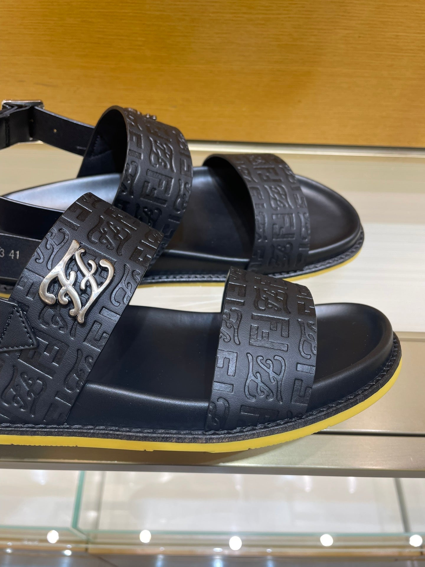 Luxury Shoes - FED - 230