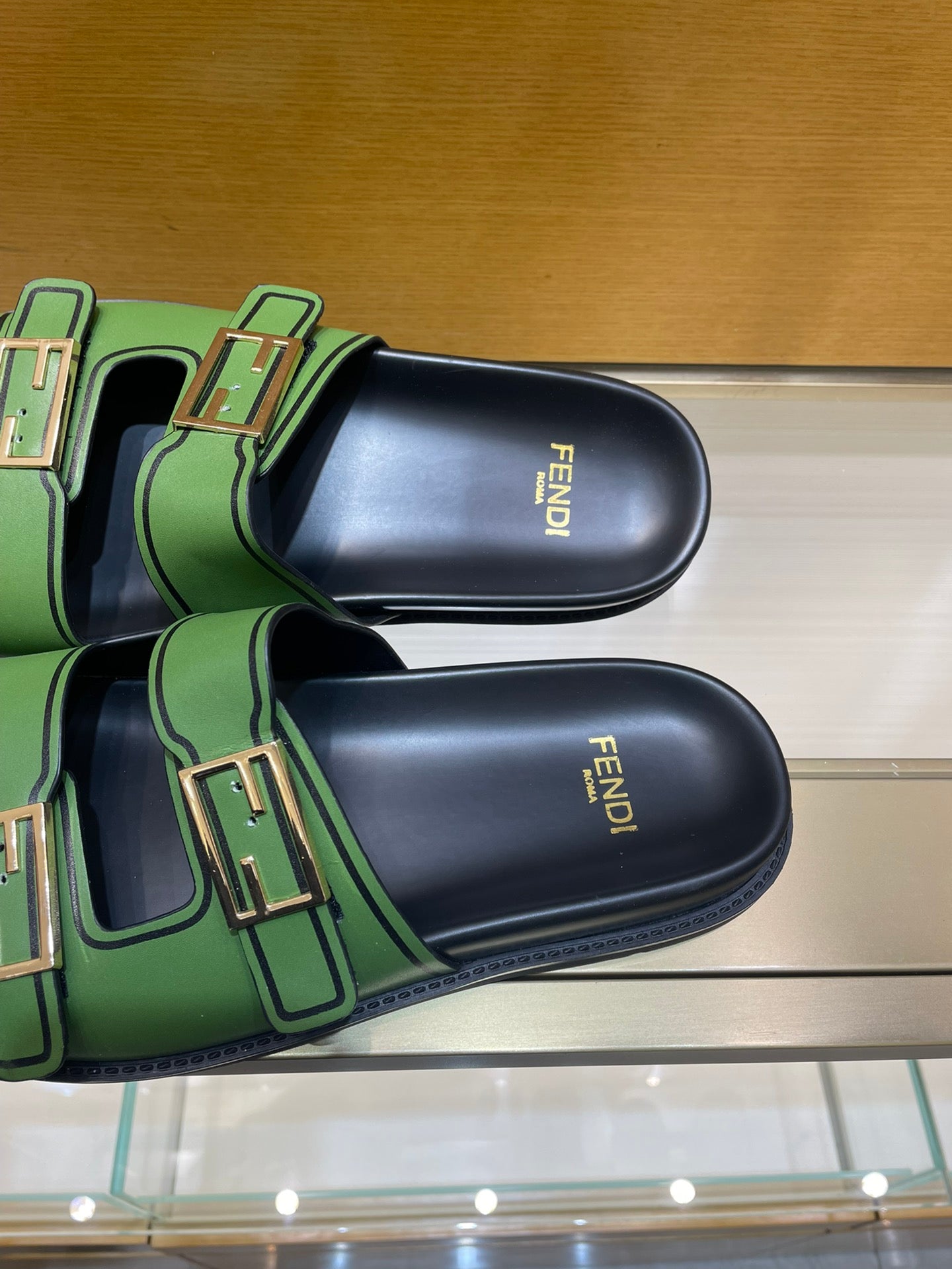 Luxury Shoes - FED - 216