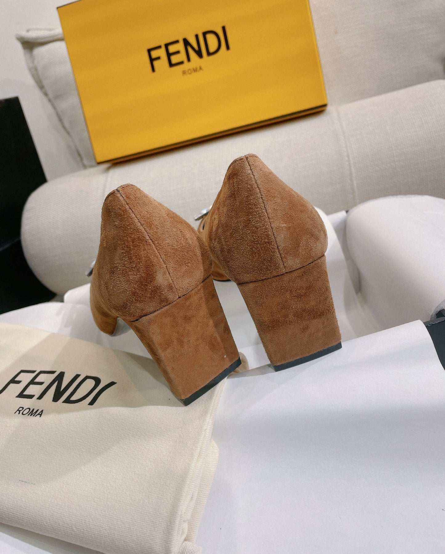 Luxury Shoes - FED - 195