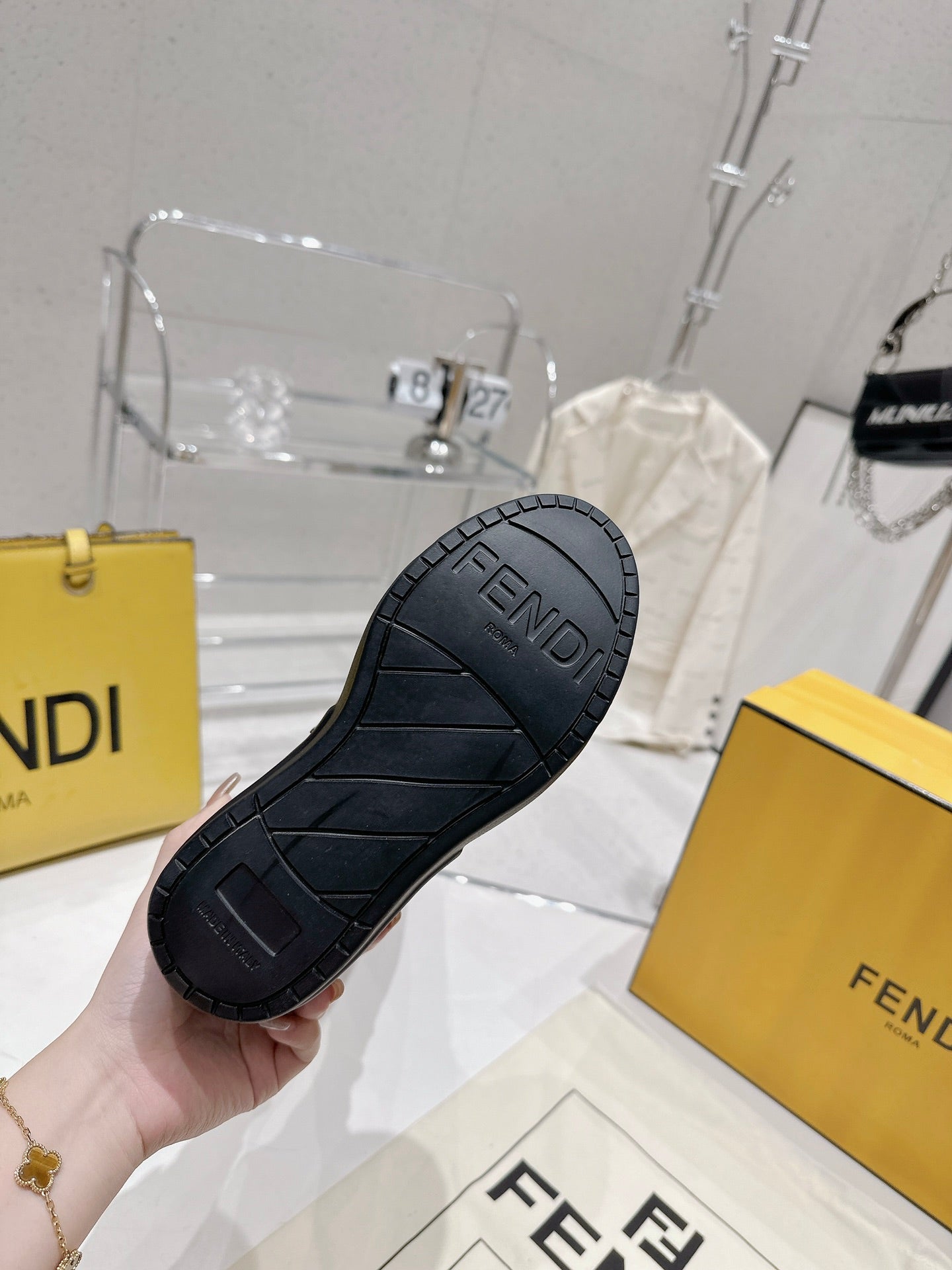 Luxury Shoes - FED - 127