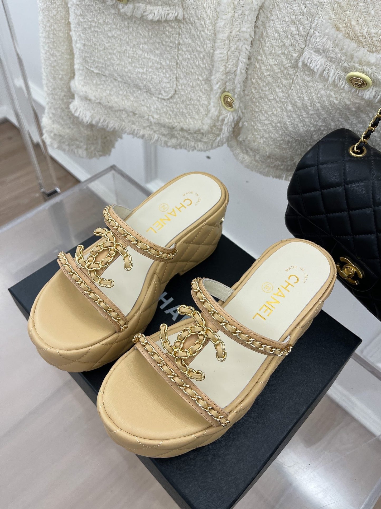 Luxury Shoes Sandals - CHL - 045