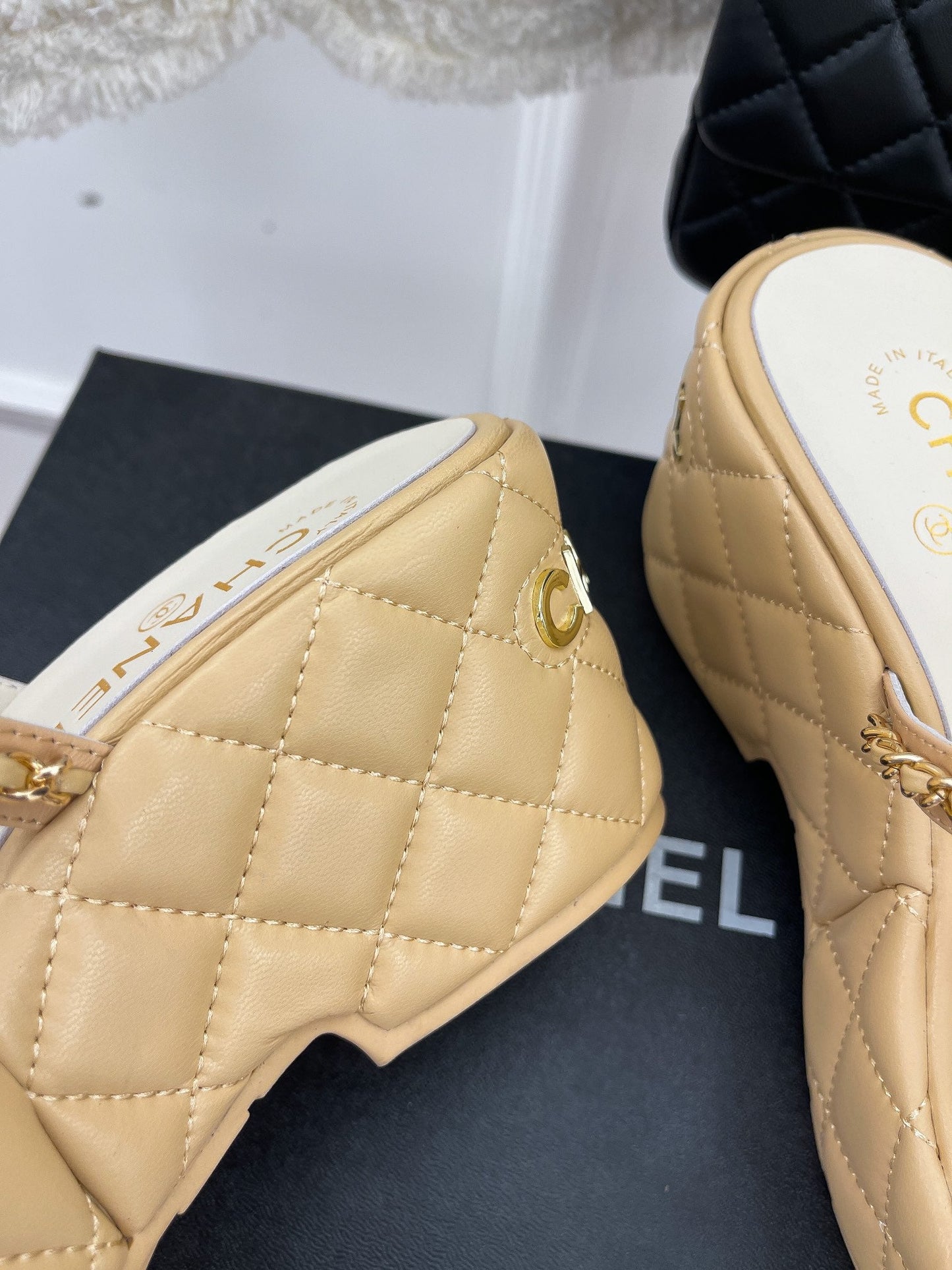 Luxury Shoes Sandals - CHL - 045