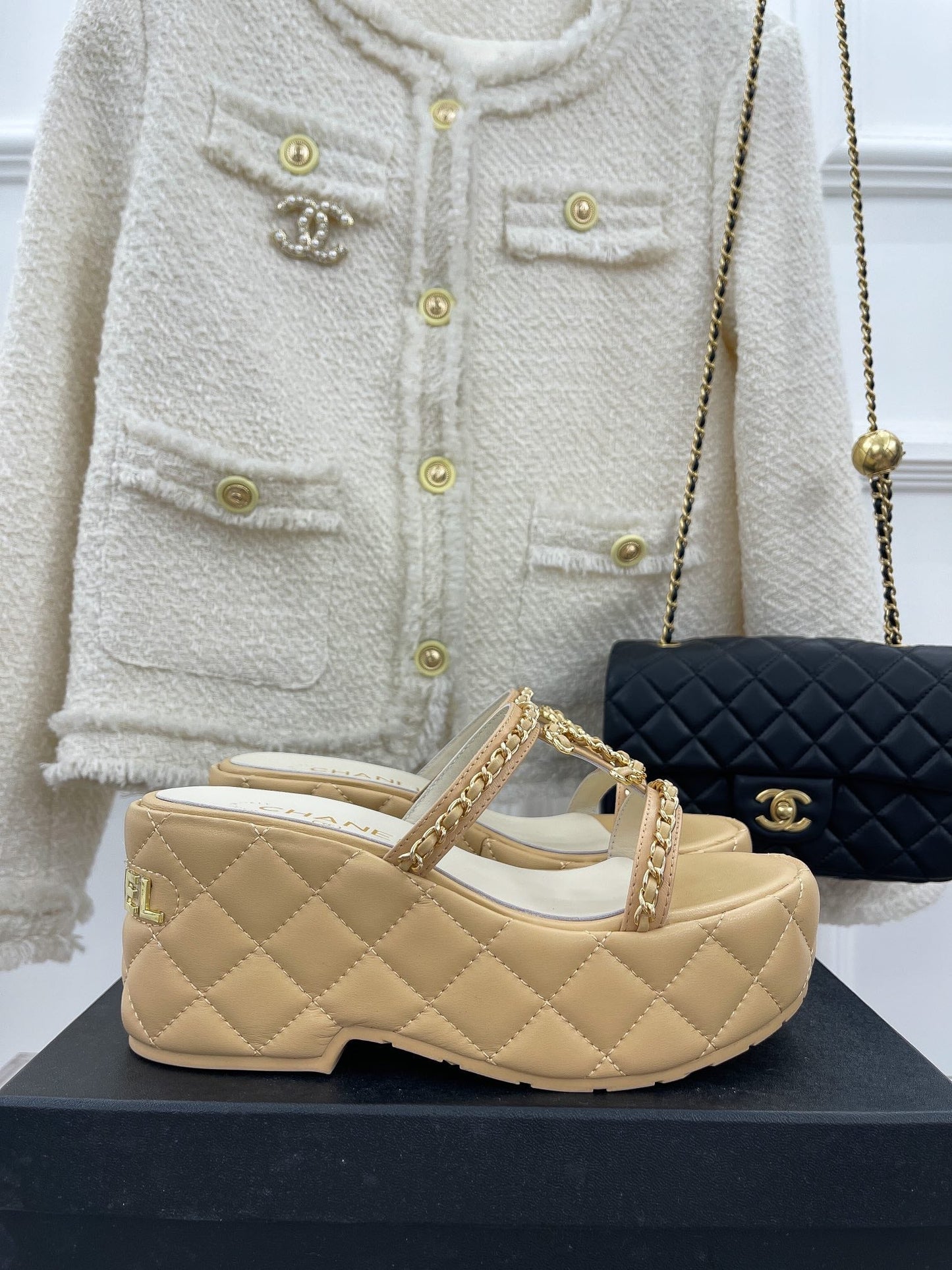 Luxury Shoes Sandals - CHL - 045