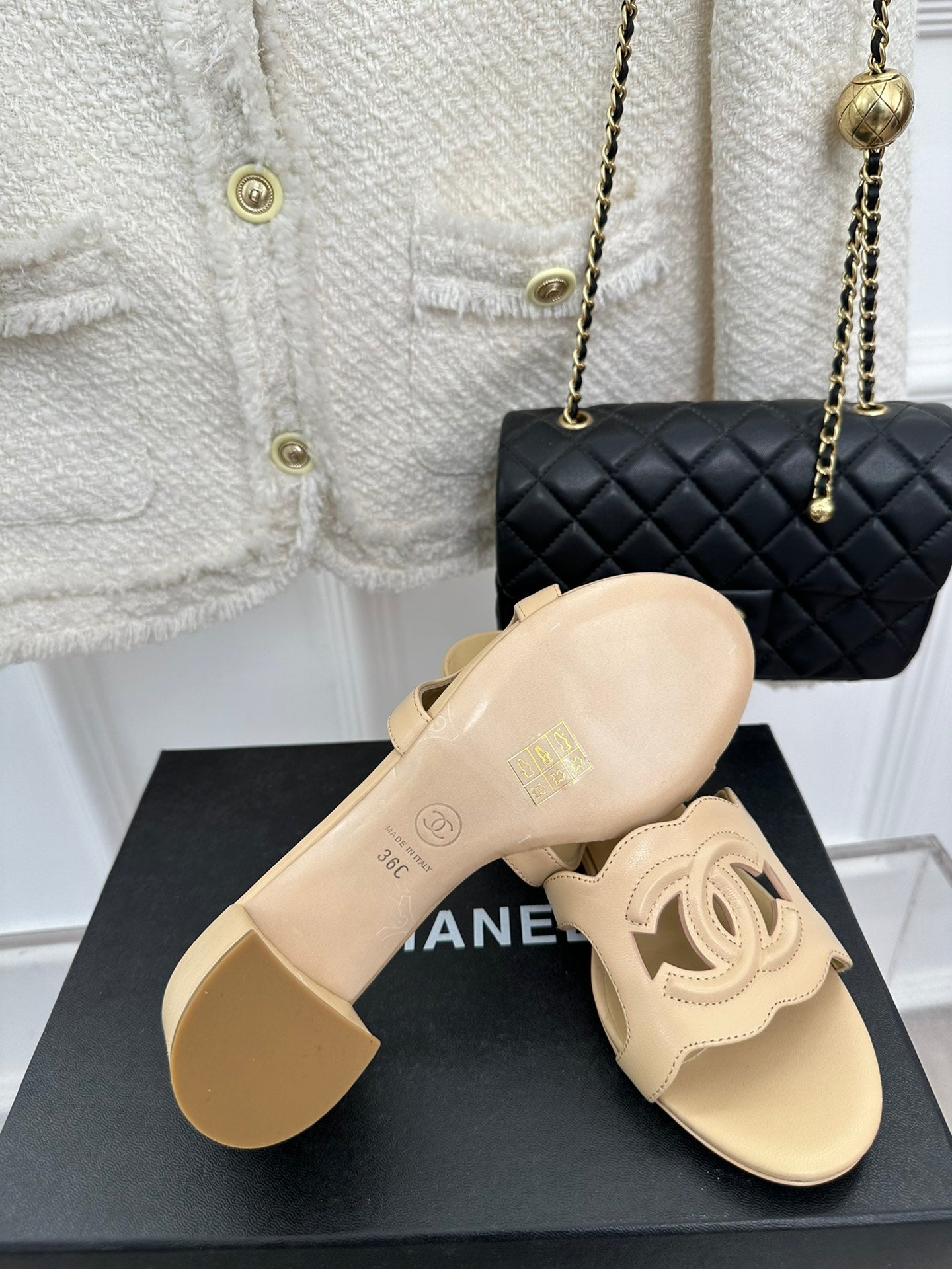 Luxury Shoes Sandals - CHL - 447